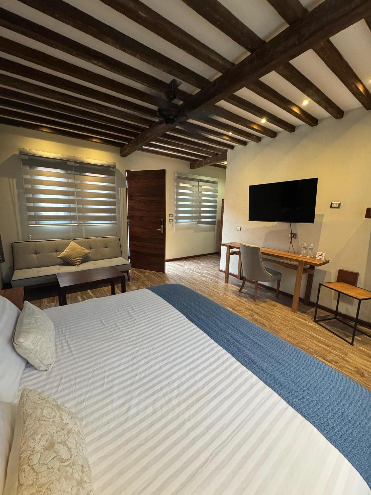 סן לואיס פוטוסי Hotel Arista 1026 מראה חיצוני תמונה